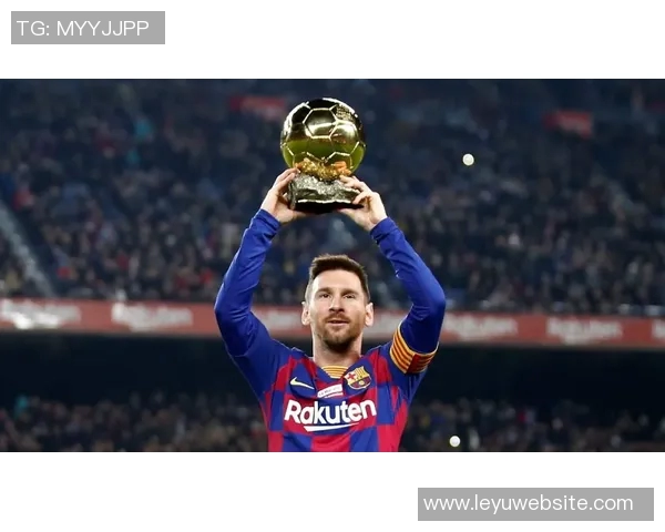 梅西重返诺坎普引发热潮点赞超2600万四条动态成热门焦点